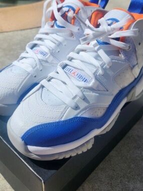 Nike Jordan Jumpman Two Trey
